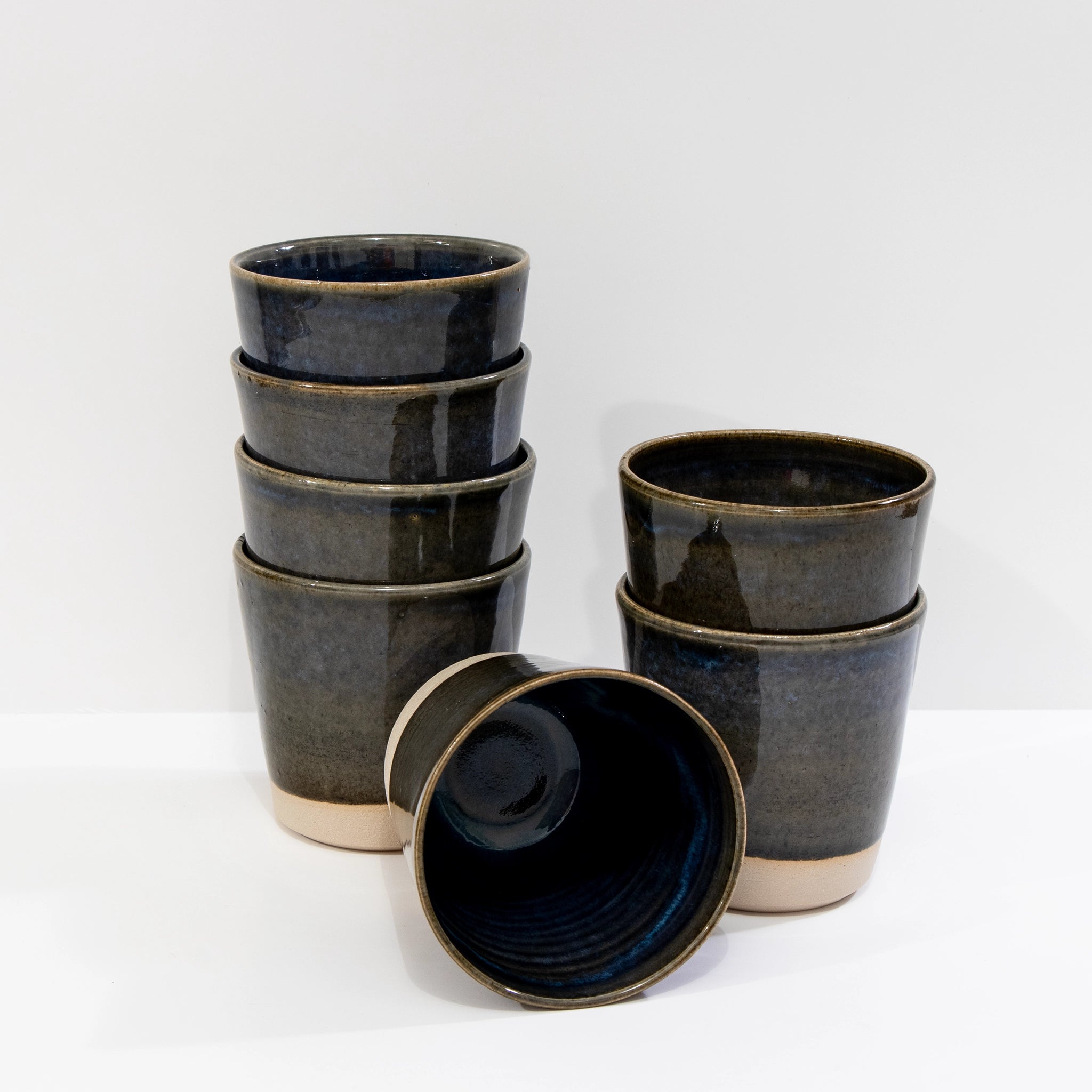 AB Ceramics Beker Wit Blauwbruin - AB Ceramics