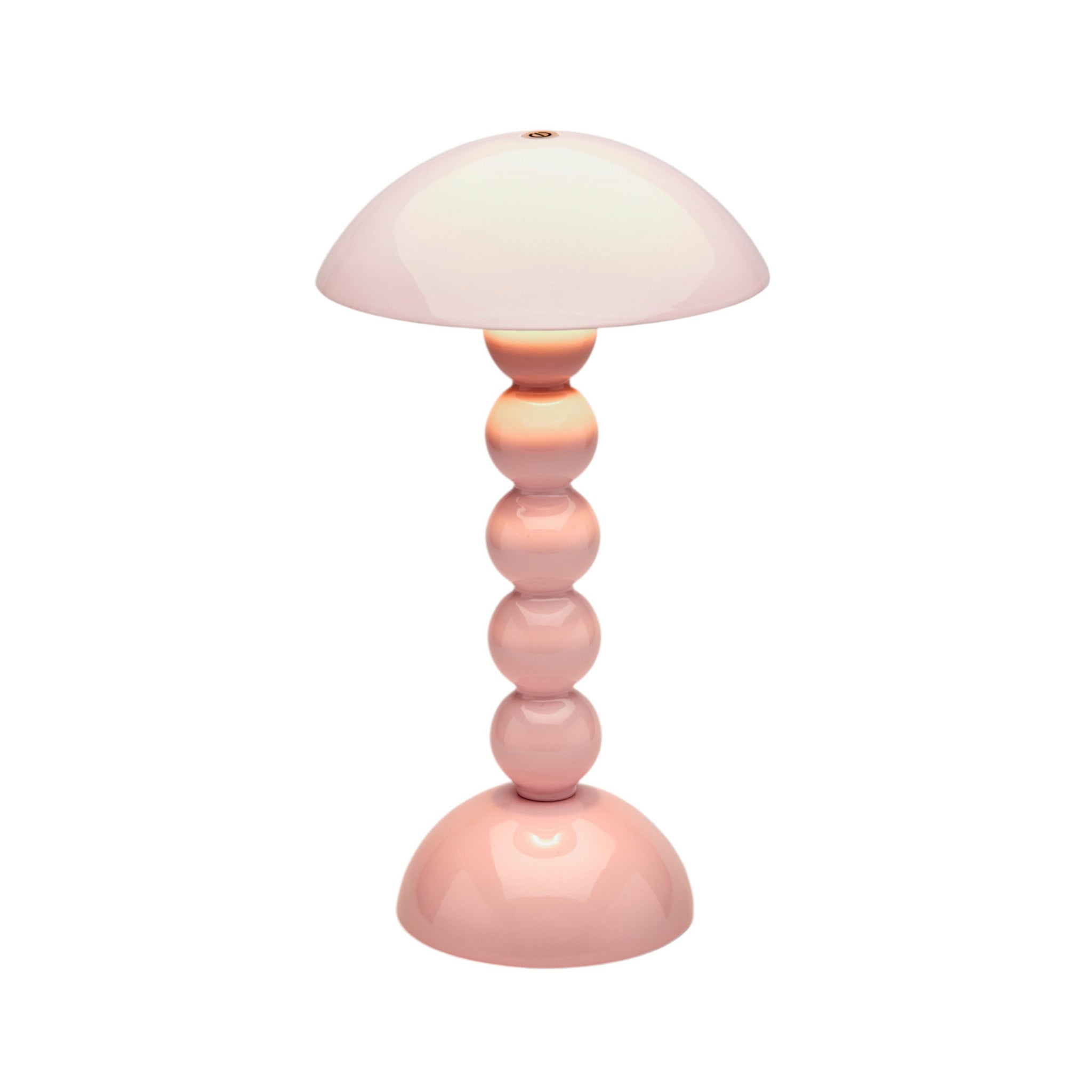 De Addison Ross Bobbin Lamp LED Oplaadbaar Roze heeft een glanzend, modern ontwerp met gestapelde bollen en een koepelkap, waardoor het de ideale sfeerverlichting is voor elke ruimte.