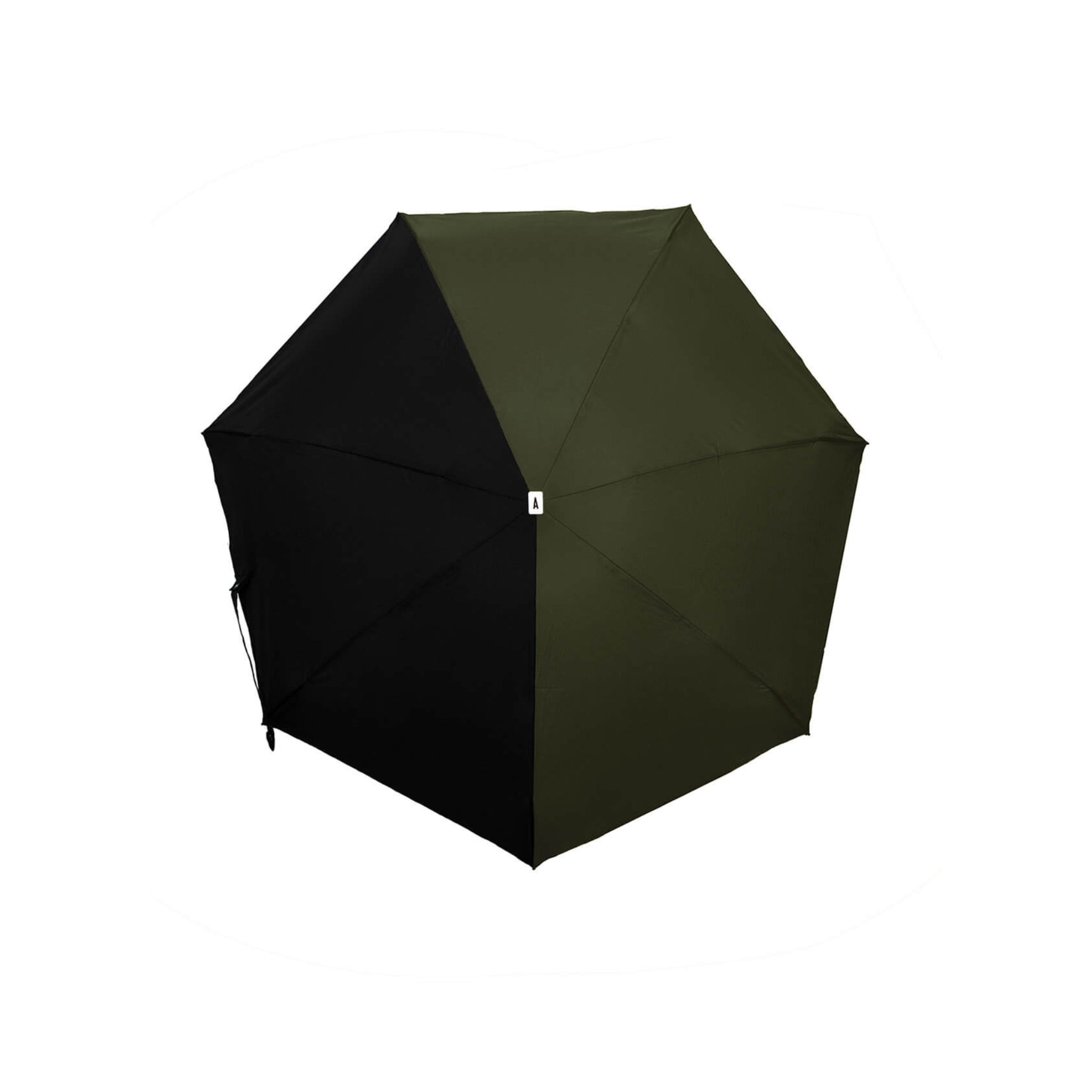 De Anatole Micro Paraplu Alma in Khaki en Black heeft afwisselende panelen, volledig open afgebeeld tegen een witte achtergrond.