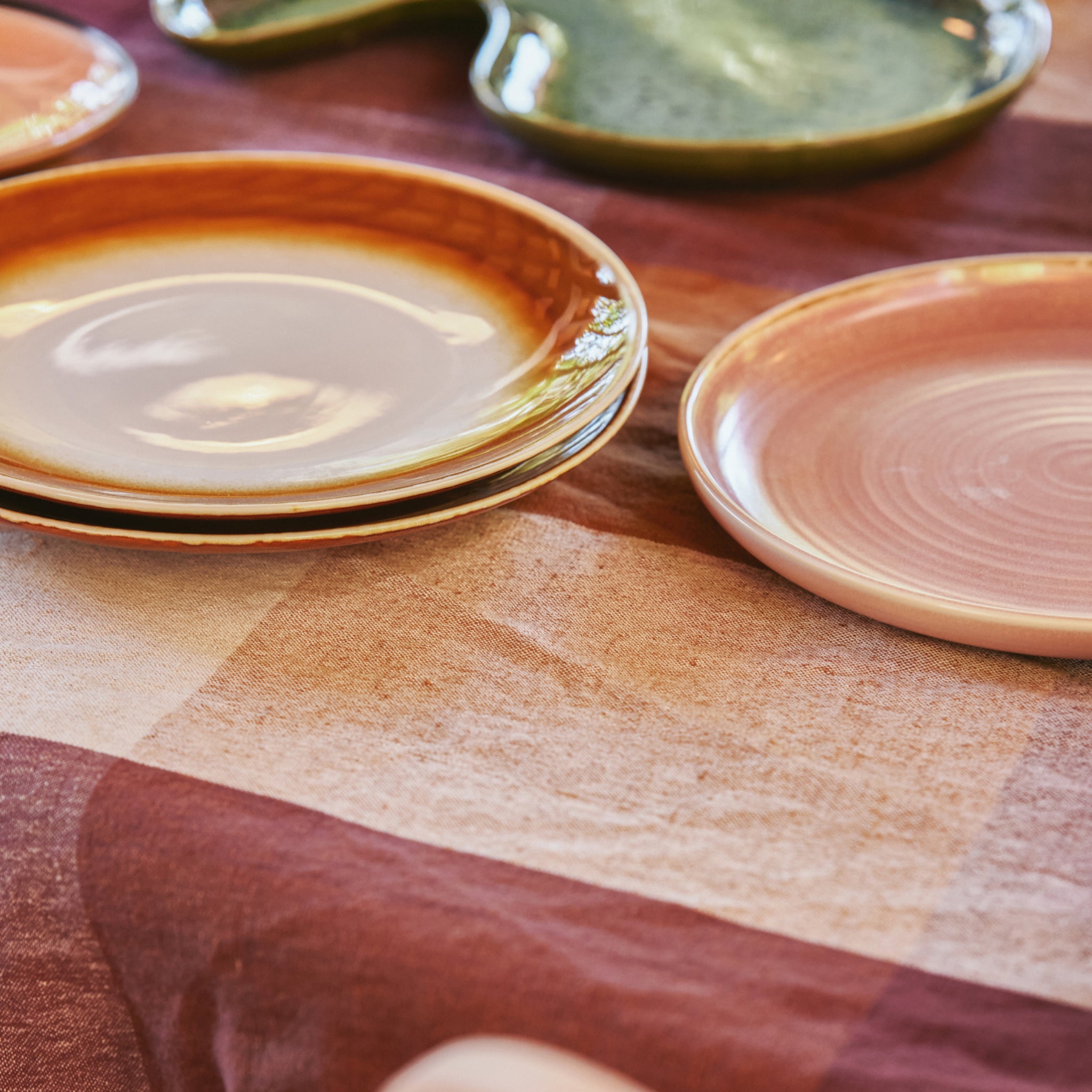 HK Living 70s Ceramics Laag Bord Supernova D27,5 2 st. - HK Living