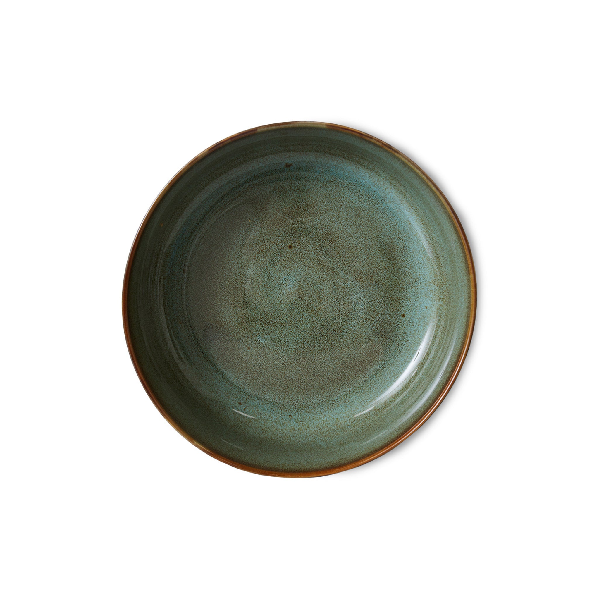 De HK Living 70s Ceramics Slakom Rock On D25, een ronde kom van keramiek met een groenblauw glazuur en bruine randen, wordt van bovenaf weergegeven op een witte achtergrond.