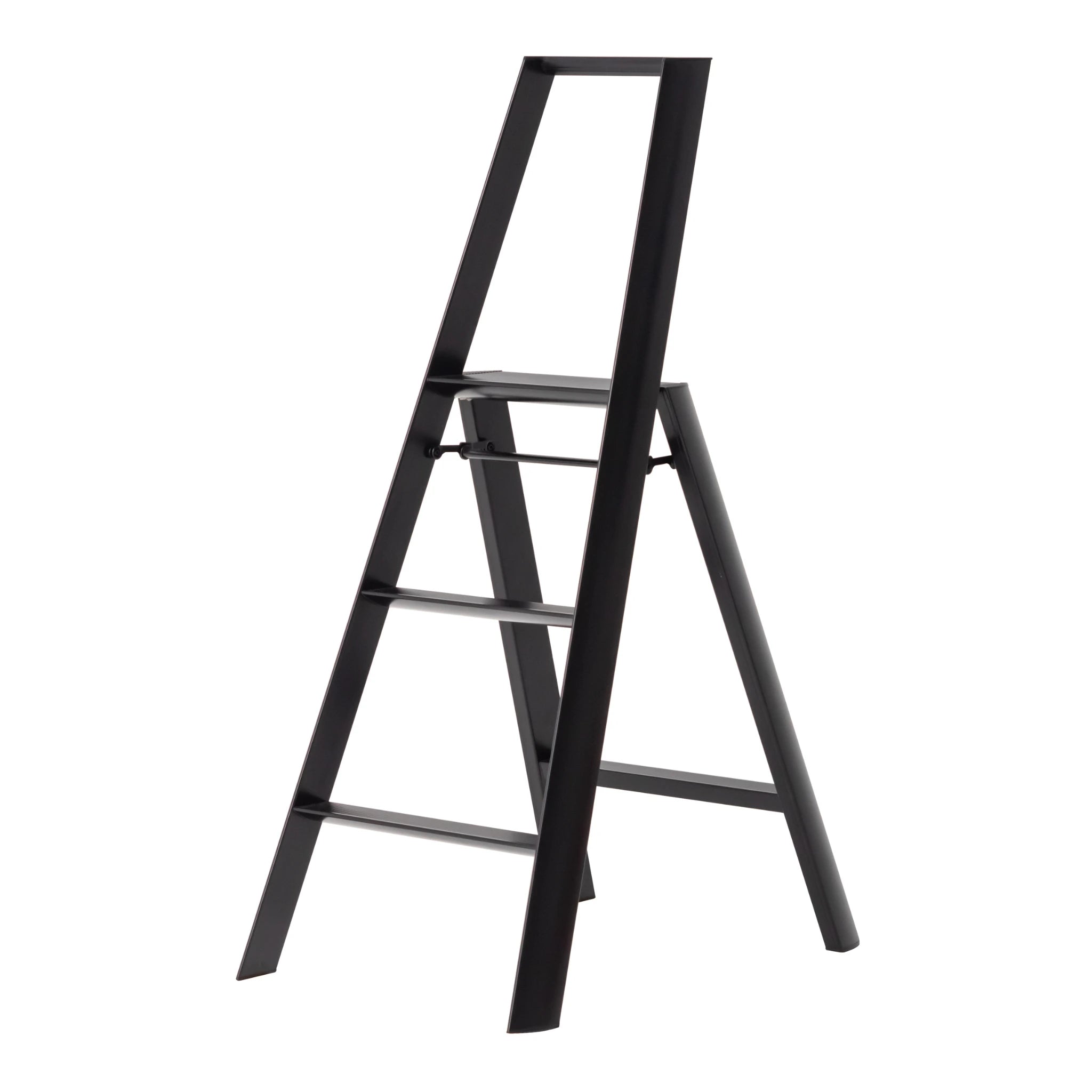 De Hasegawa Lucano Ladder 3 Stappen Zwart van Hasegawa is een moderne zwarte opvouwbare ladder met drie treden, rechtopstaand op een witte achtergrond.