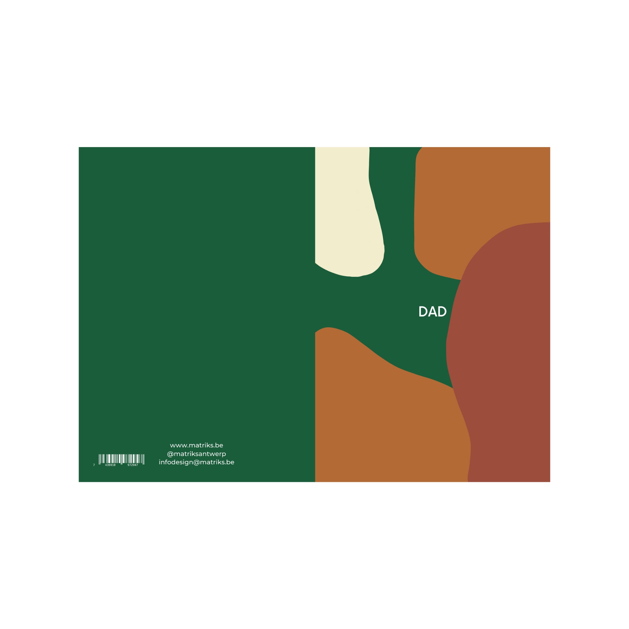 De Matriks JL Postkaart Dad Dubbel van Matriks heeft een abstract ontwerp in groen, bruin, beige en roest met "DAD" in wit aan de rechterkant. Contactinformatie en een barcode staan linksonder.