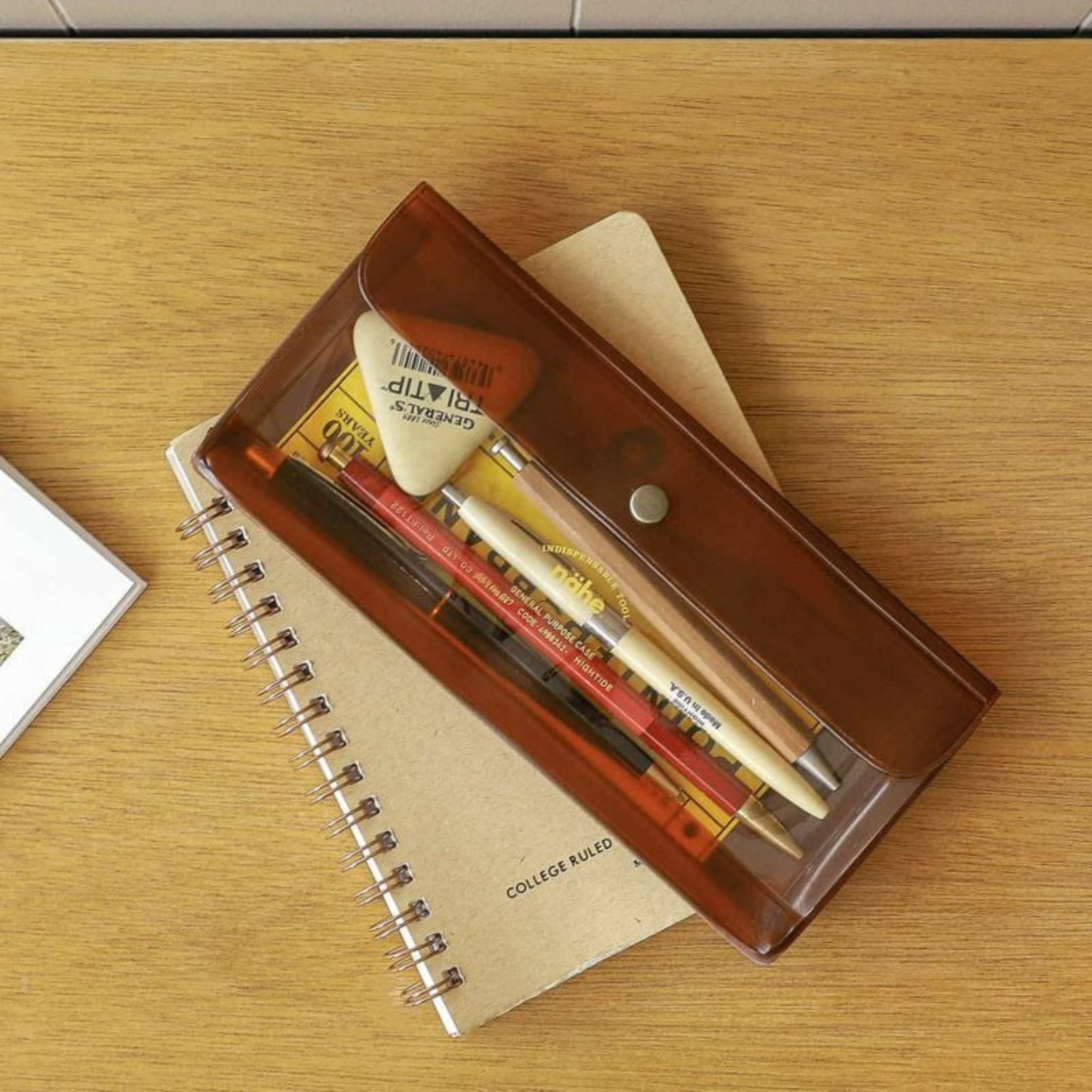 Nähe Multifunctionele (Pennen)Zak Bruin - Nähe