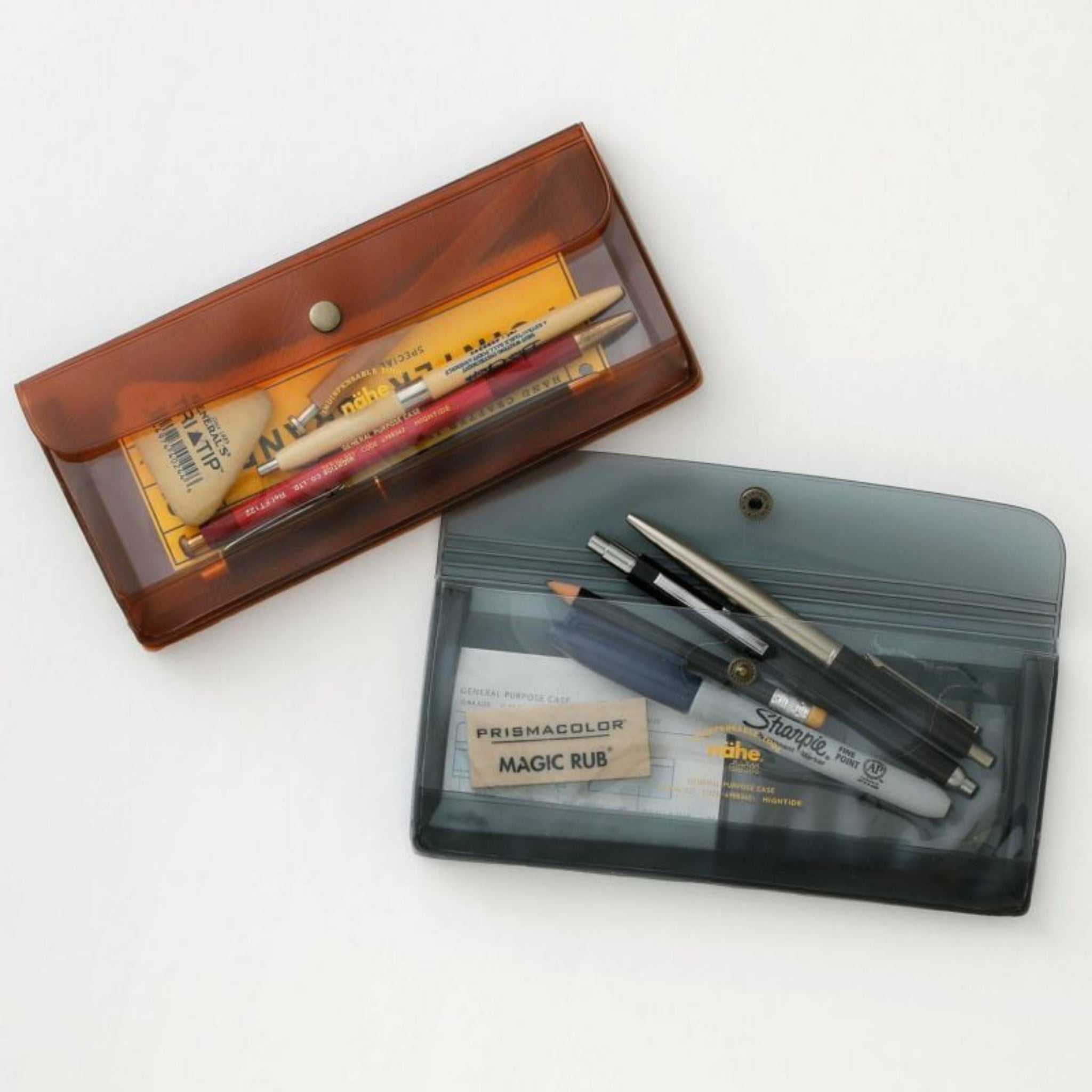 Nähe Multifunctionele (Pennen)Zak Bruin - Nähe