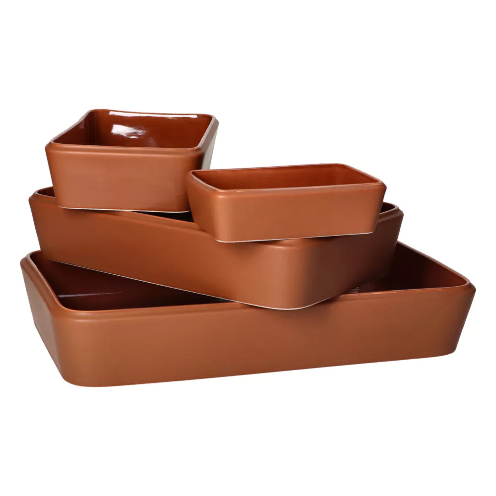 De Pomax Amuse Ovenschaal Bruin 22/14, een bruine rechthoekige ovenschaal van keramiek, is perfect te combineren met porseleinen borden of ander Pomax Amuse servies voor een stijlvolle, zuidelijk geïnspireerde tafelsetting.