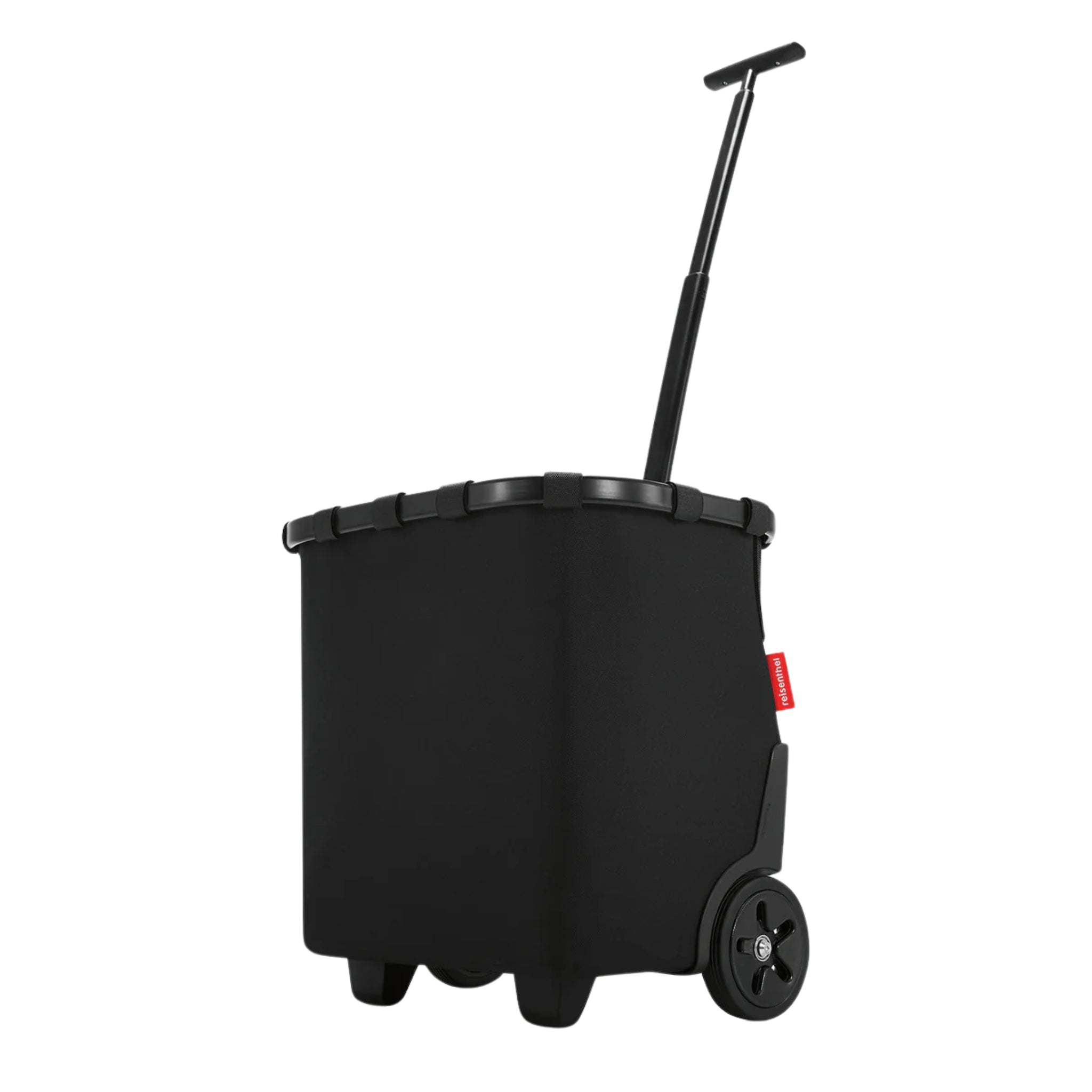 De Reisenthel Carrycruiser Trolley Zwart/Zwart is een zwarte opbergbak met een uitschuifbaar handvat, deksel, twee stevige wielen en een rood zijlabel, schuin afgebeeld op een witte achtergrond.