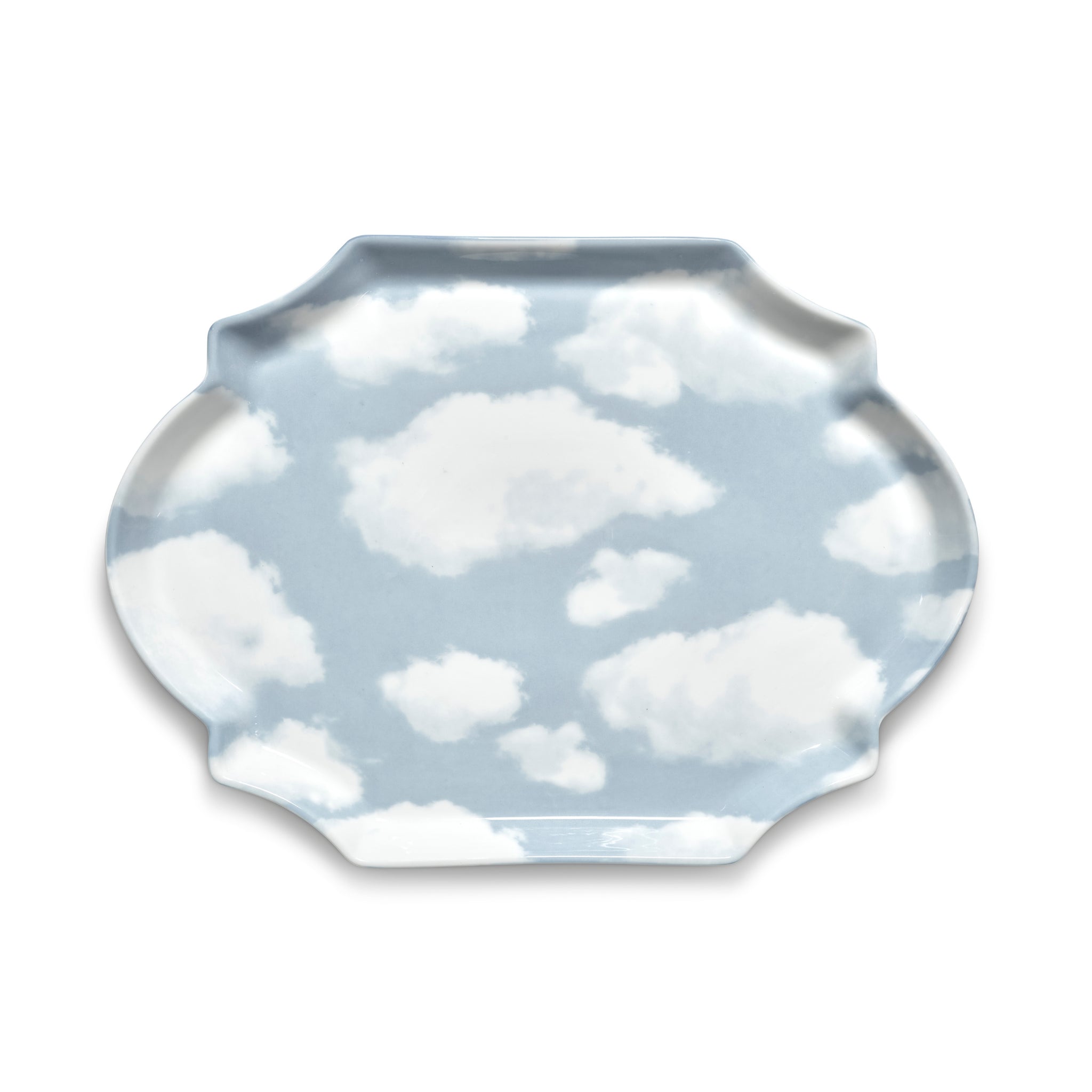 Het Serax Wouters & Hendrix Fête Des Bêtes Dienblad Lichtblauw is een decoratief dienblad met geschulpte randen en een lichtblauw ontwerp - perfect als uniek porseleinen serveeraccessoire voor in huis.