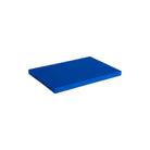 De Hay Slice Snijplank Kobalt Blauw 20/30 van Hay is een rechthoekige, platte snijplank op een witte achtergrond, ideaal als hygiënische snijplank voor dagelijks keukengebruik.